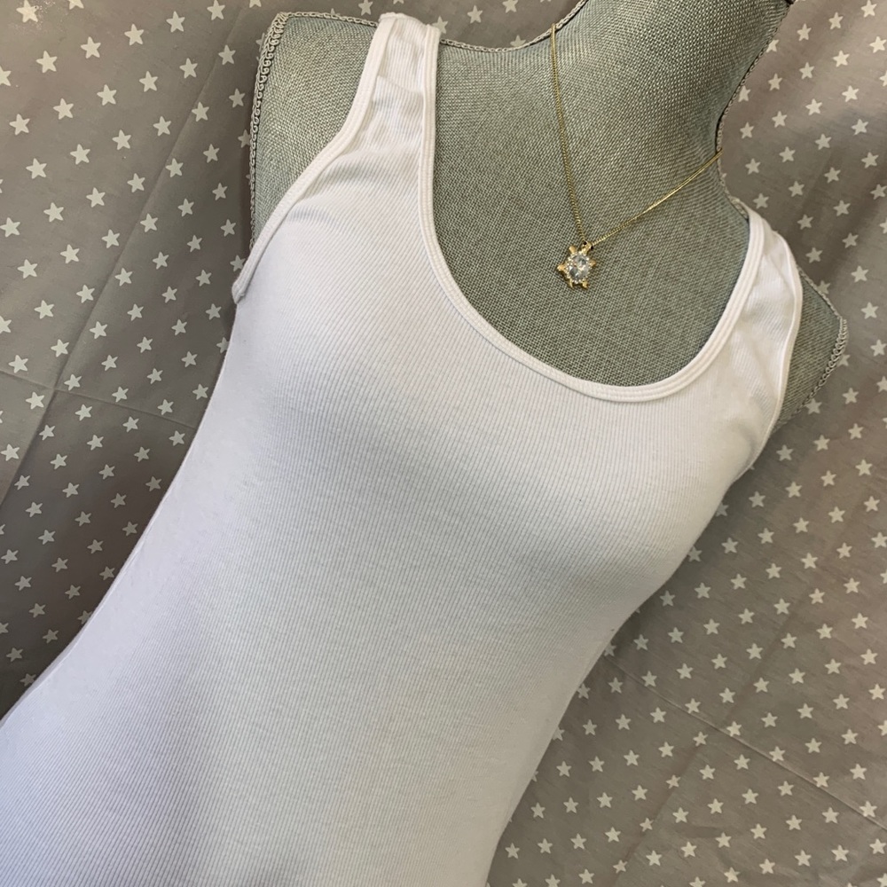 OLD NAVY RIBBED WHITE CAMI TANK TOP